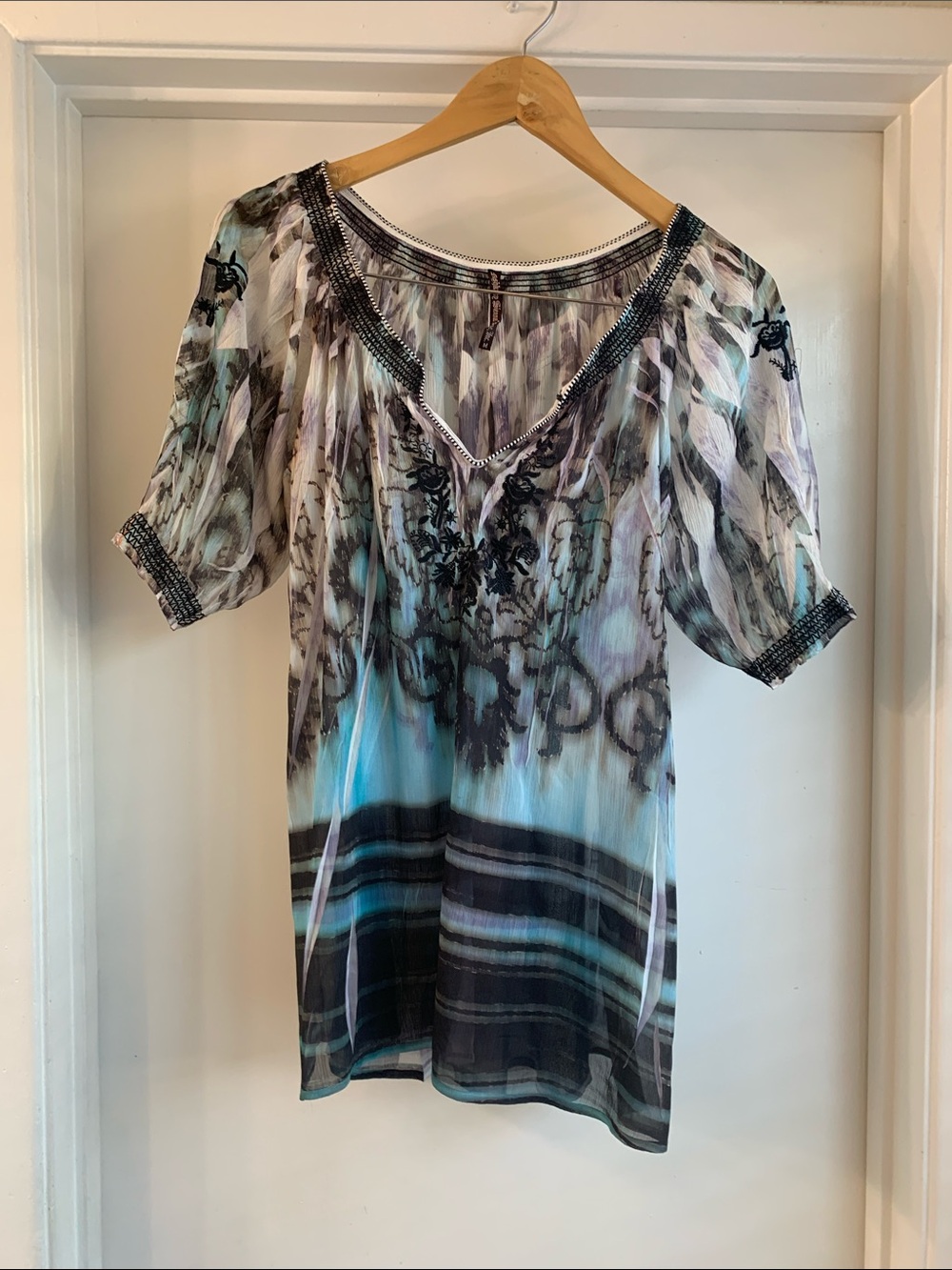 Mushka by Sienna Rose Women's  Boho-Print V-Neck Women's Top Size M